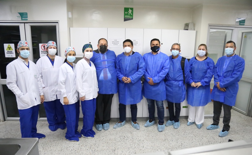 El ministro de Ciencia, Tito Crissien, visitó tres laboratorios que robustecen las capacidades de diagnóstico e investigación de agentes biológicos de alto riesgo para la salud humana.