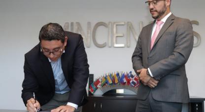 En el marco de la sesión N°21 del Comité Técnico Mixto de Sostenibilidad, #Minciencias y el Programa de Plásticos Circulares de las Américas (CPAP), firmaron una alianza para desarrollar y lanzar el Clúster Colombiano de Bioplásticos.