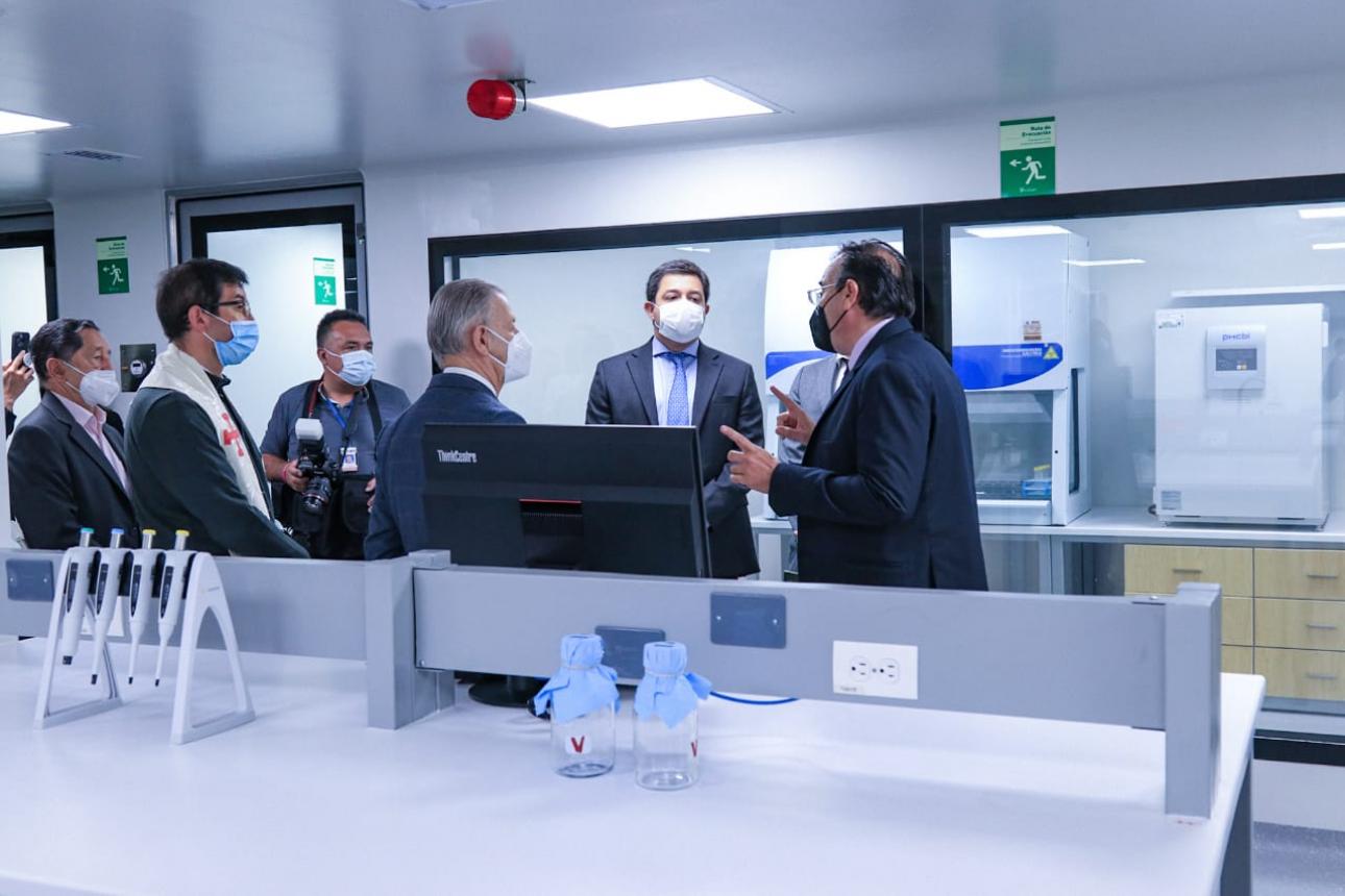 En la Universidad el Bosque inauguramos el laboratorio N° 31, entregado por el Gobierno del Presidente Ivan Duque en el marco de la pandemia por el COVID 19.