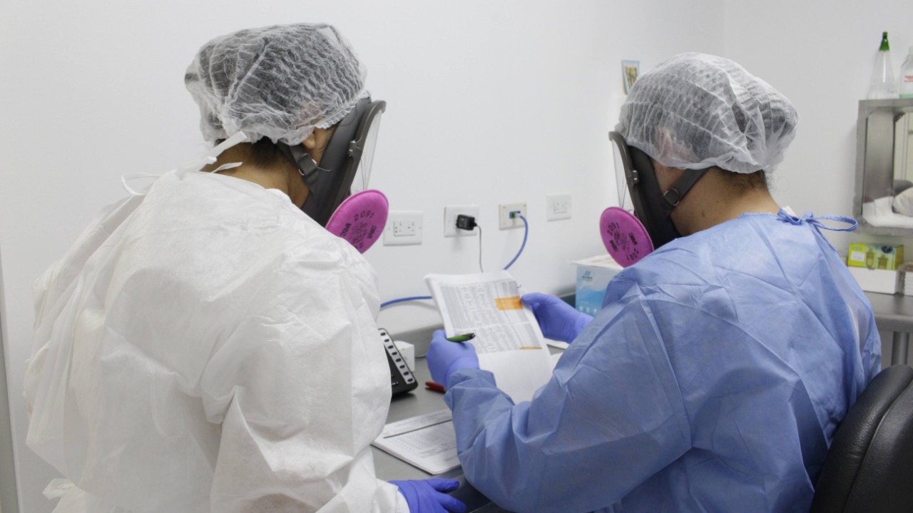 Cuatro instituciones de educación superior – IES- recibirán recursos del Sistema General de Regalías -SGR- para apoyar la formación de 128 profesionales colombianos a nivel de doctorado en universidades del país.